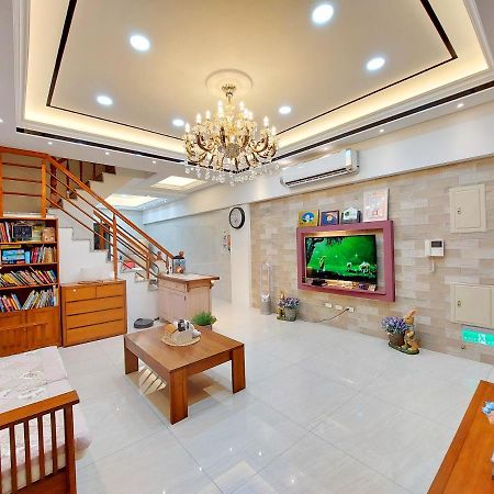 Loyo Royalty Apartment Donggang Exterior photo