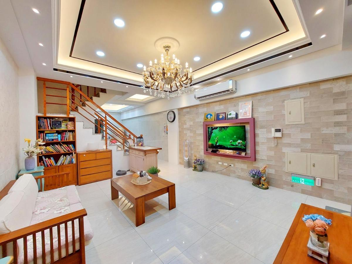 Loyo Royalty Apartment Donggang Exterior photo